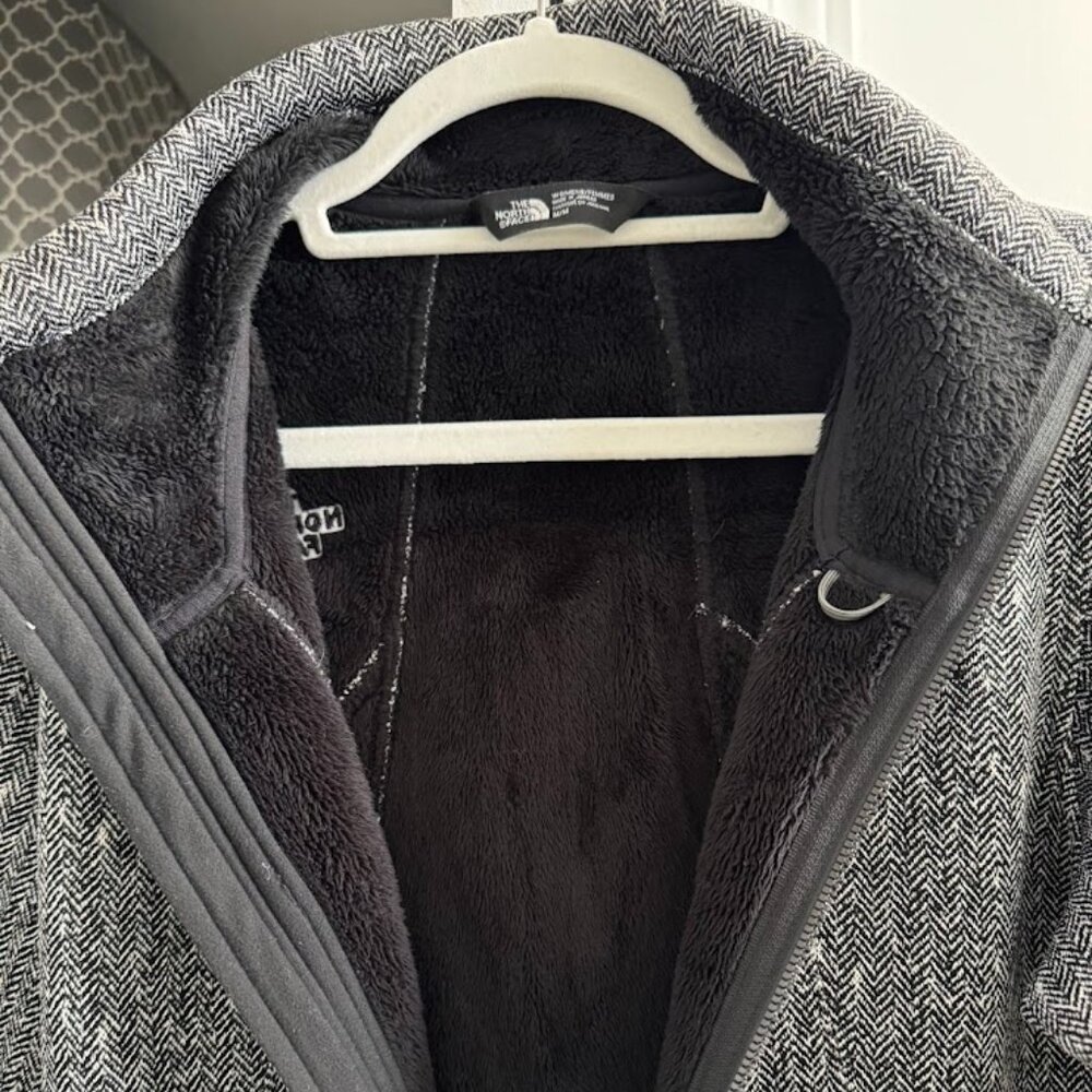 North Face Full-Zip Jacket - image 4